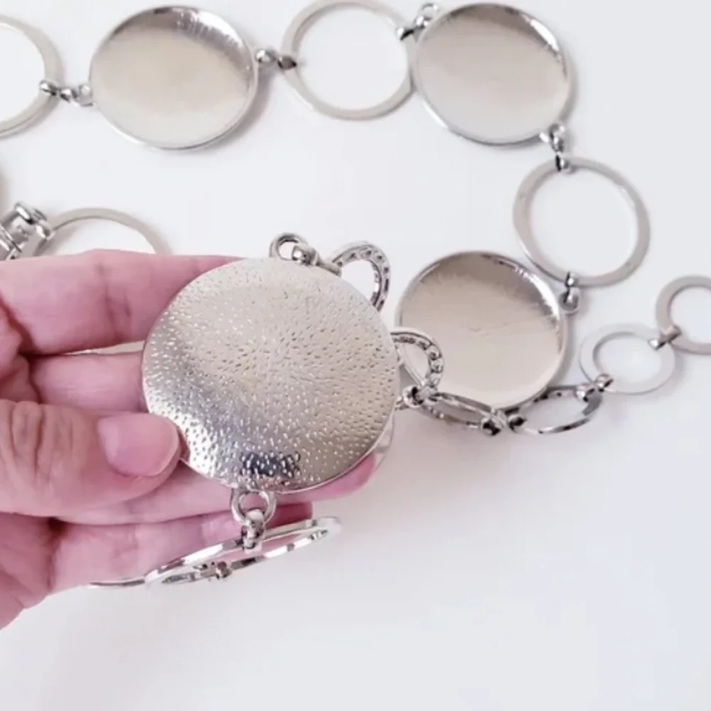 Vintage silver tone chain belt